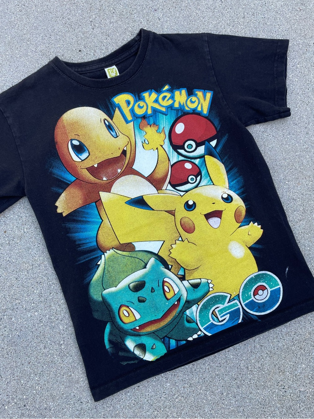 Rare Pokémon Go All-Over Print AOP Promo Pikachu Charmander Black Tee Size 12 US